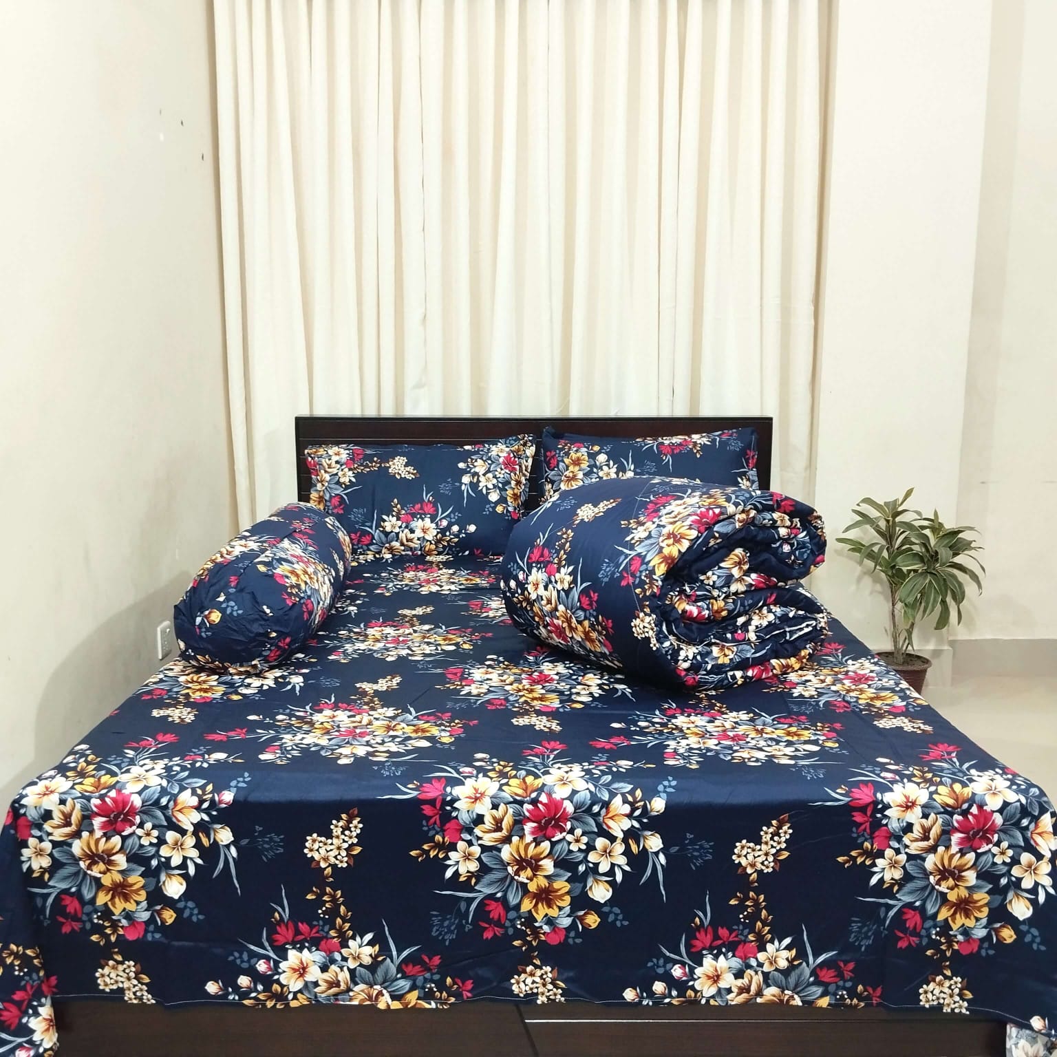 Picture of 5 Piece Premium Twill Cotton Comforter Set  (Blue Flora Print)