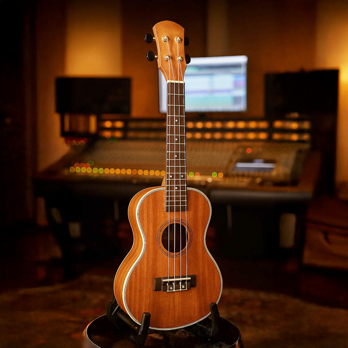 Picture of Strong Wind Soprano 24" Ukulele for Beginners