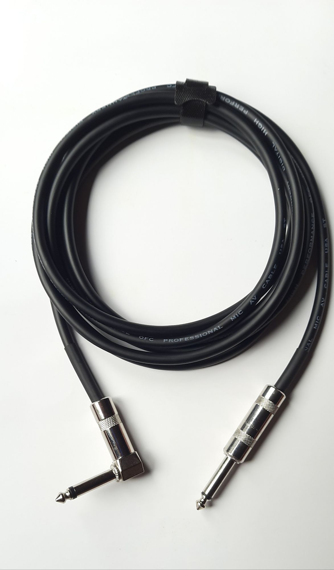 Picture of Guitar Cable By Geo Tip for Secure Connection - Electrics and acoustics Guitar