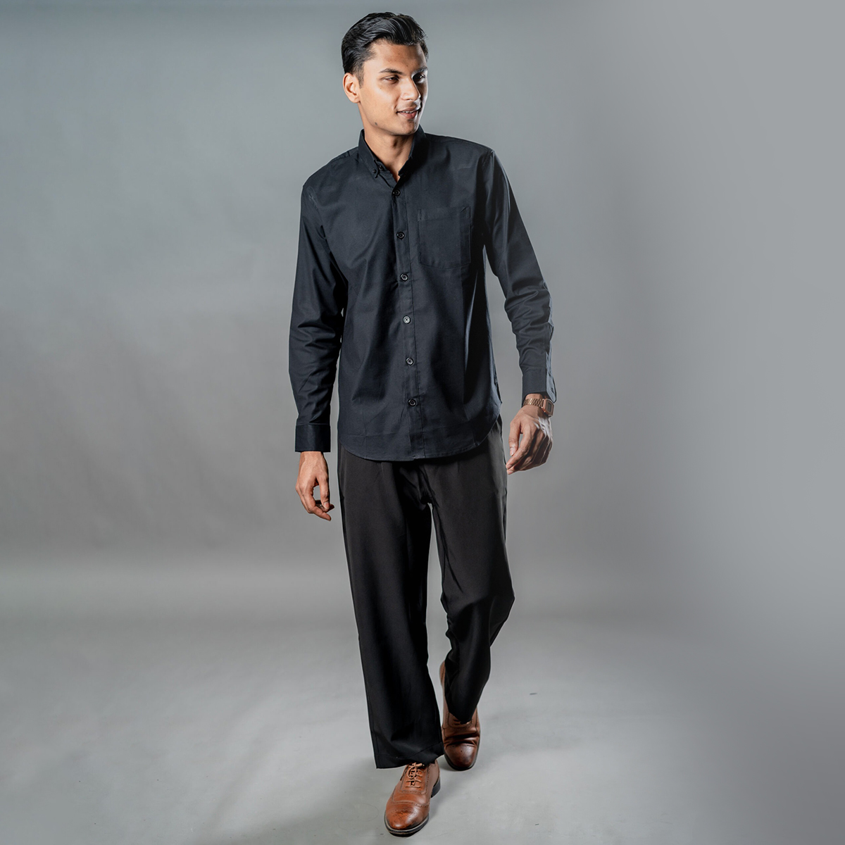 Picture of Mad Koffee Button-Down Oxford Shirt – Carbon Black