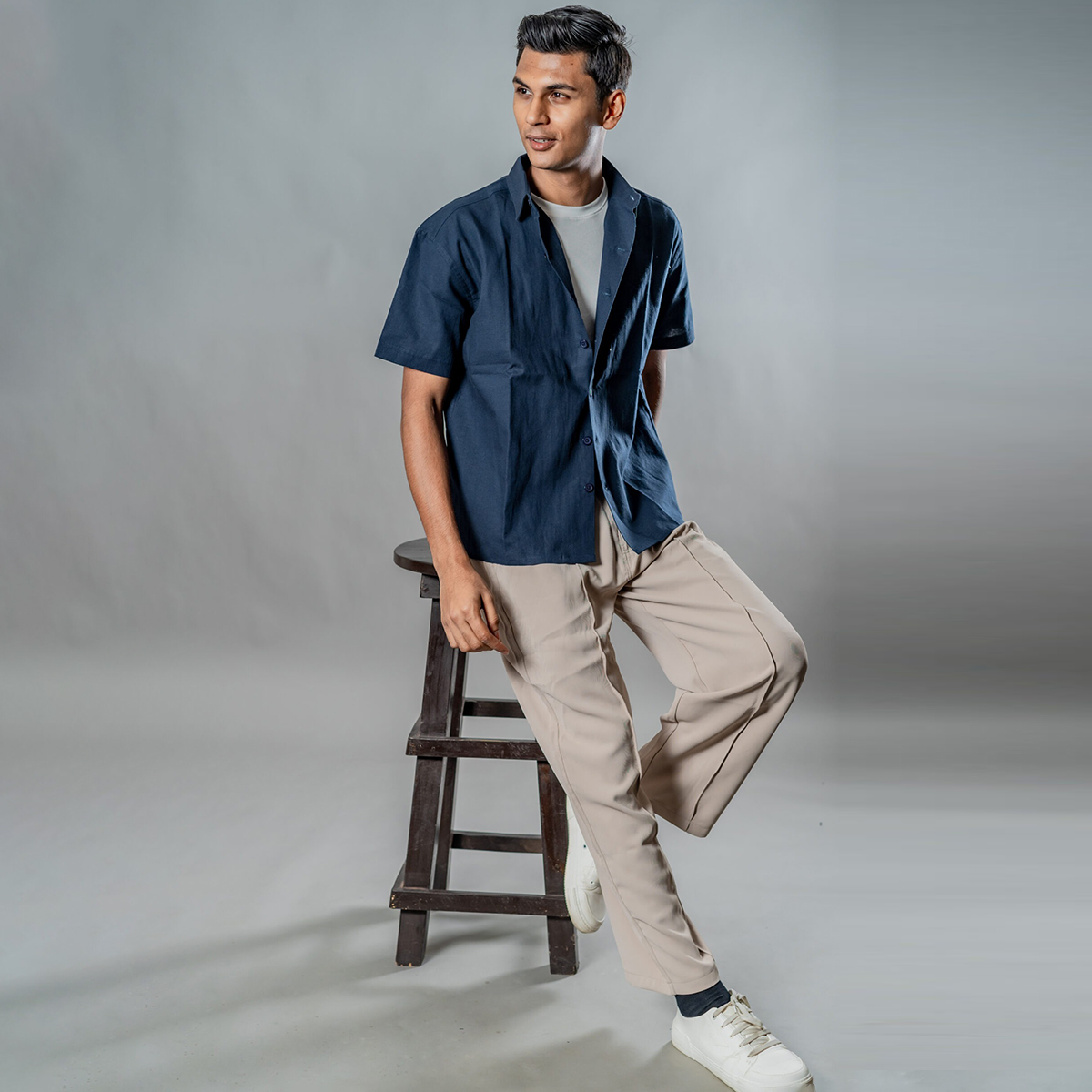 Picture of Mad Koffee Linen Box Fit Oversized Half Sleeve Shirt — Midnight Navy