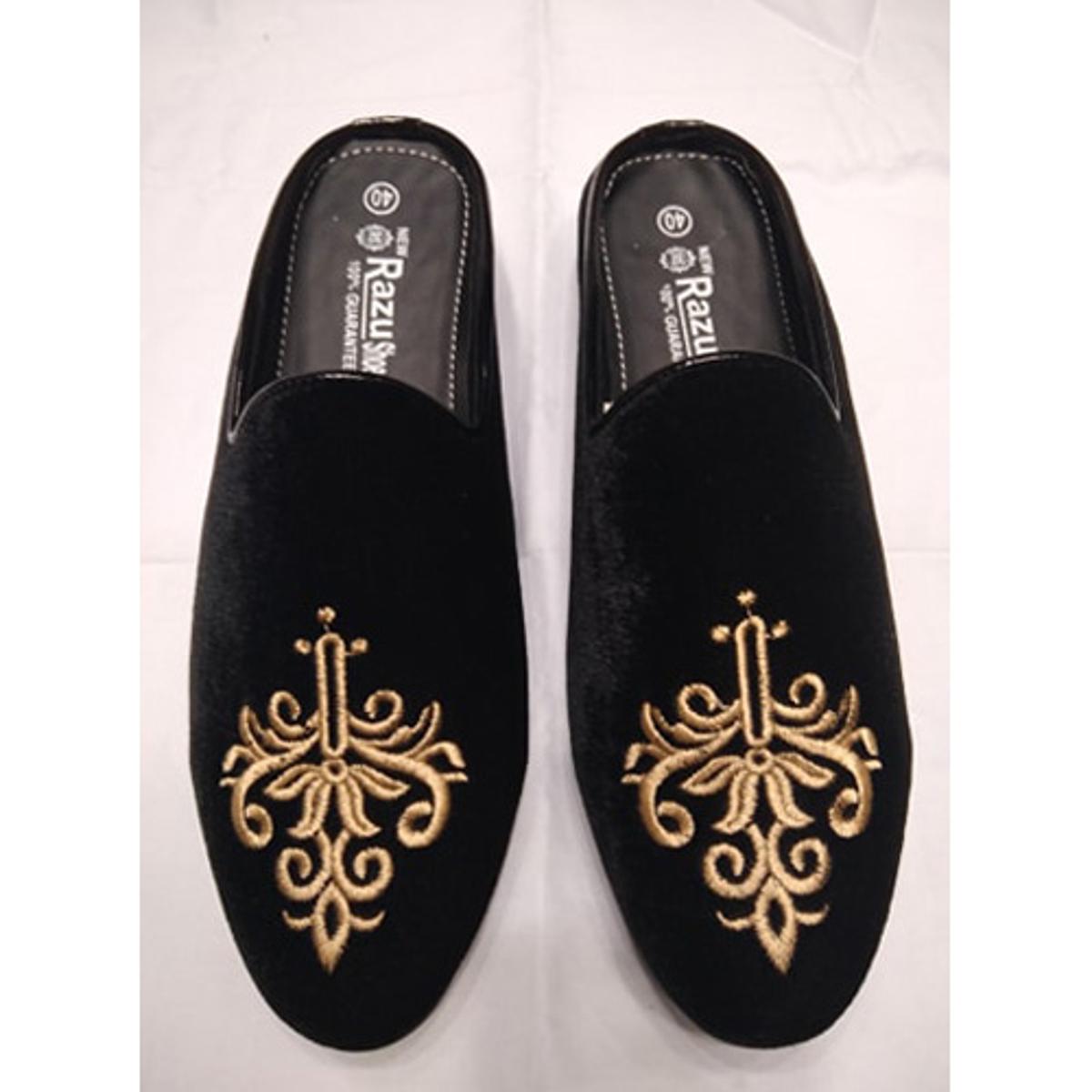 Picture of Fashion Flat Sandal For Women & Ladies 2022 Sandal For Regular Use