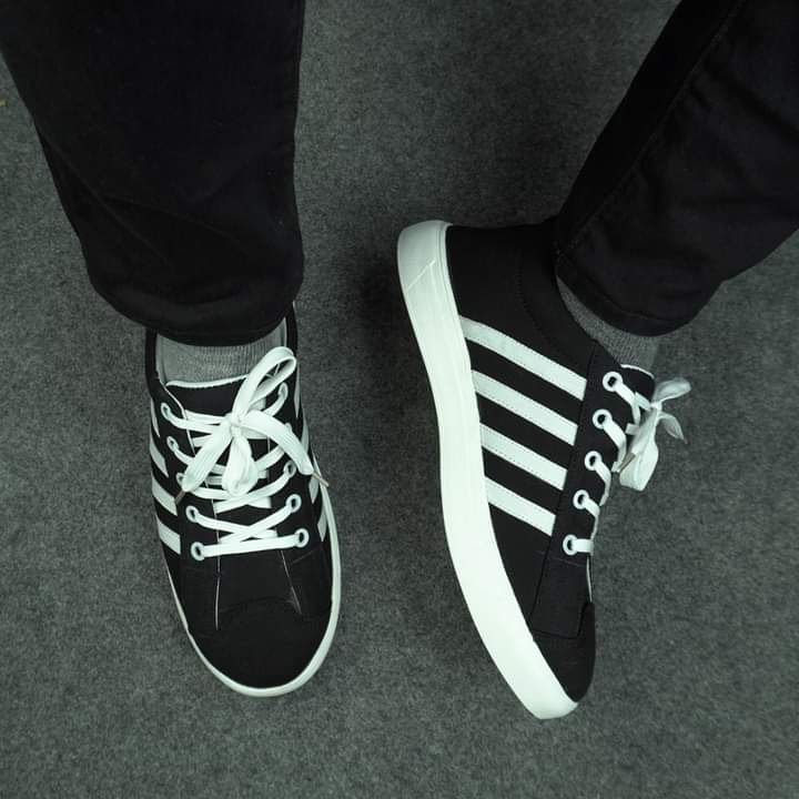 Picture of New Stylish Casual Sneakers For Girls & Women White