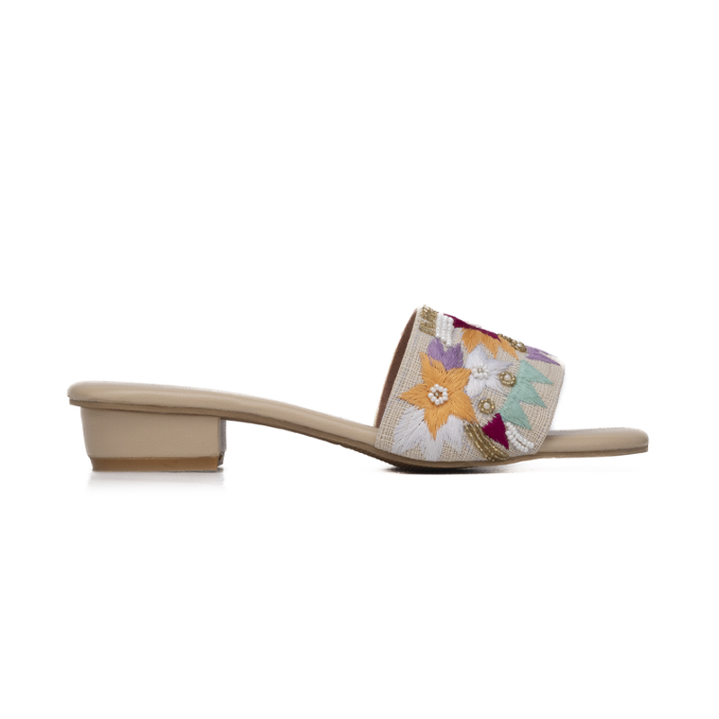 Picture of Ladies Open Heel - Slip On - Ethnic
