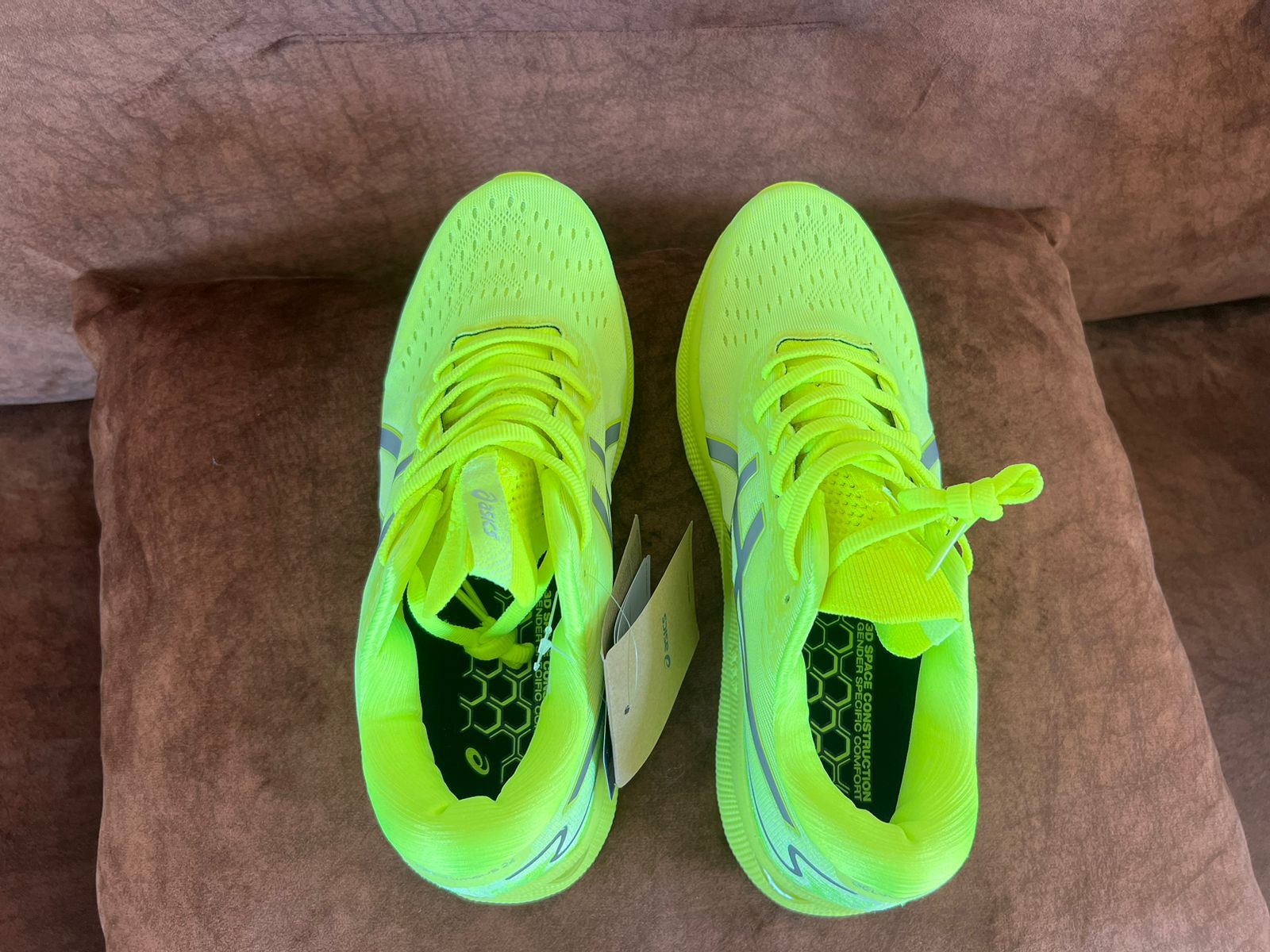 Picture of ASICS GEL Kayano 24 RUNNING SHOES FOR MEN