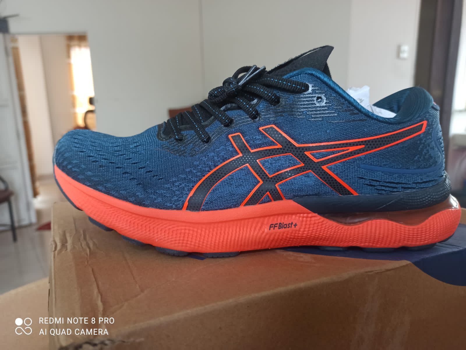 Picture of ASICS GEL NIMBUS 24 RUNNING SHOES FOR MEN