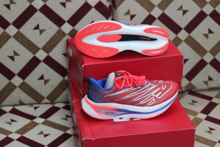 Picture of New Balance Fuel Cell Supercomp Elite V3 Men's  Running shoes