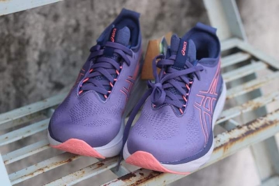 Picture of Asics Gel Nimbus 25 Womens full marathon running shoes