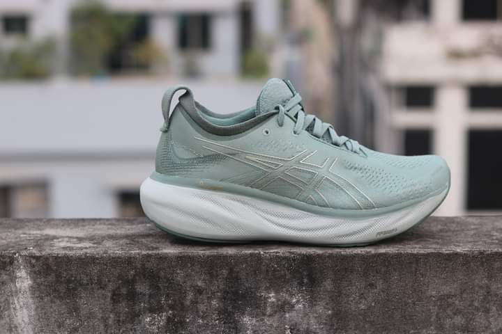 Picture of Asics Gel Nimbus 25 Womens full marathon running shoes