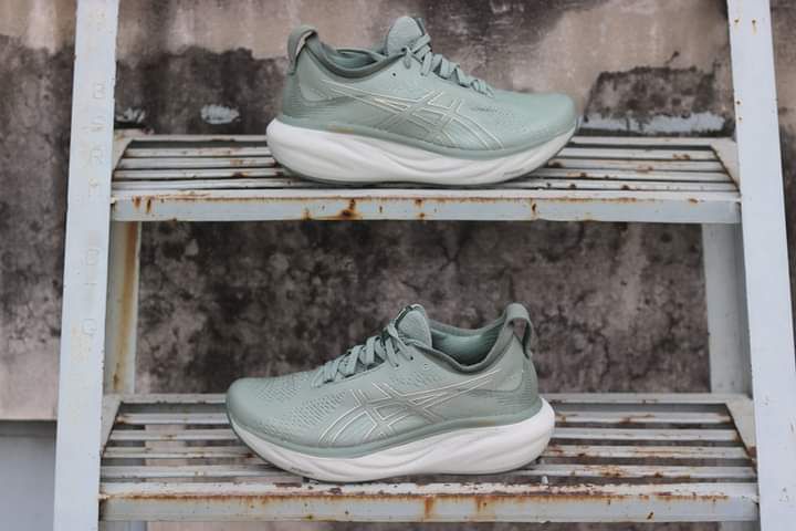 Picture of Asics Gel Nimbus 25 Womens full marathon running shoes