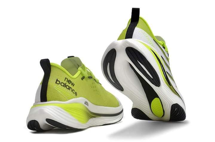 Picture of New Balance Fuel Cell Supercomp Elite V3 Running shoes