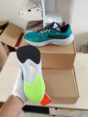 Picture of Air zoom fly 5 running shoes for men