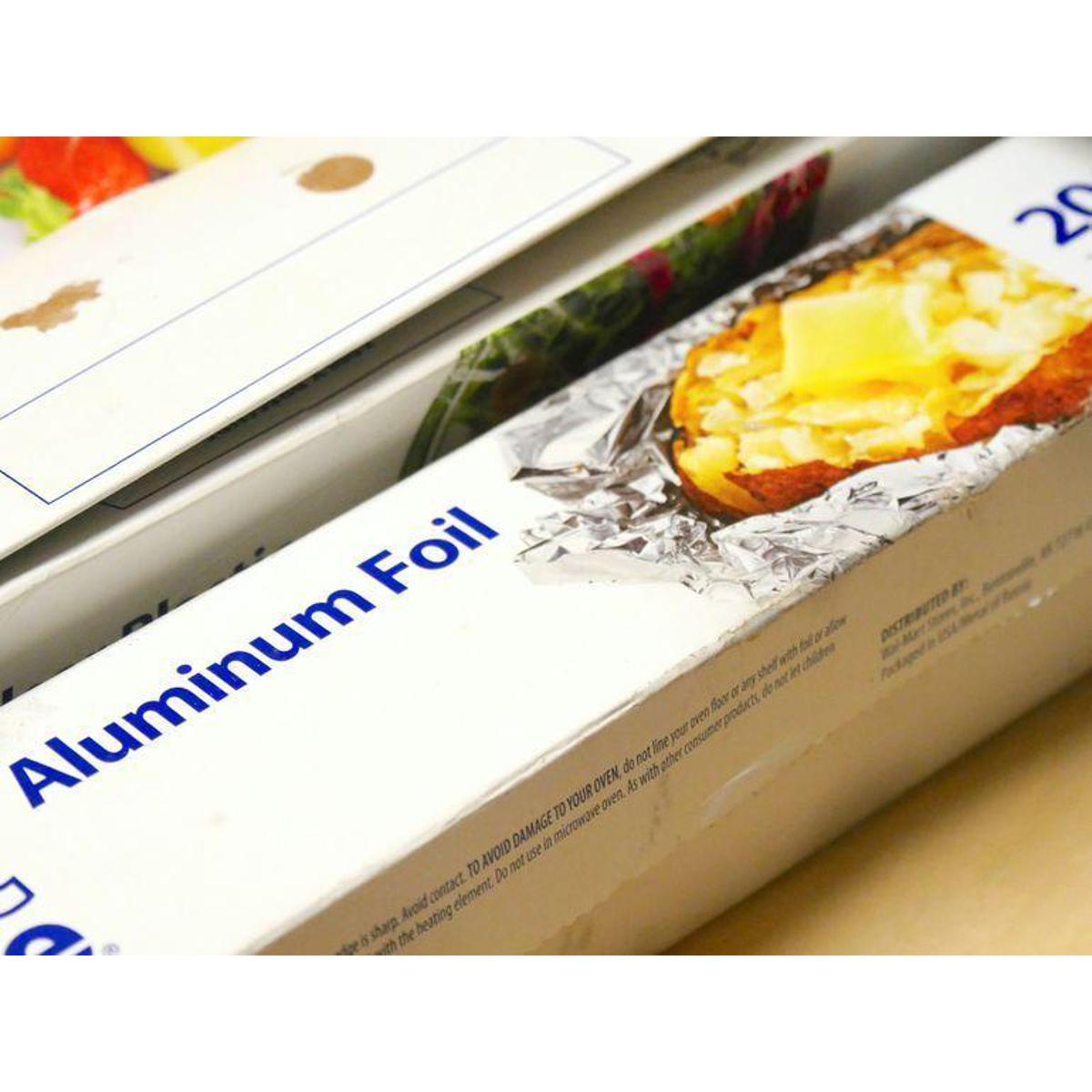 Picture of Aluminum Wrap Foil Paper 37.5 SQ.FT. Perfect Foil to Roast a Chiken or Bake Your Thanksgiving, Party , or other Holiday Dishes