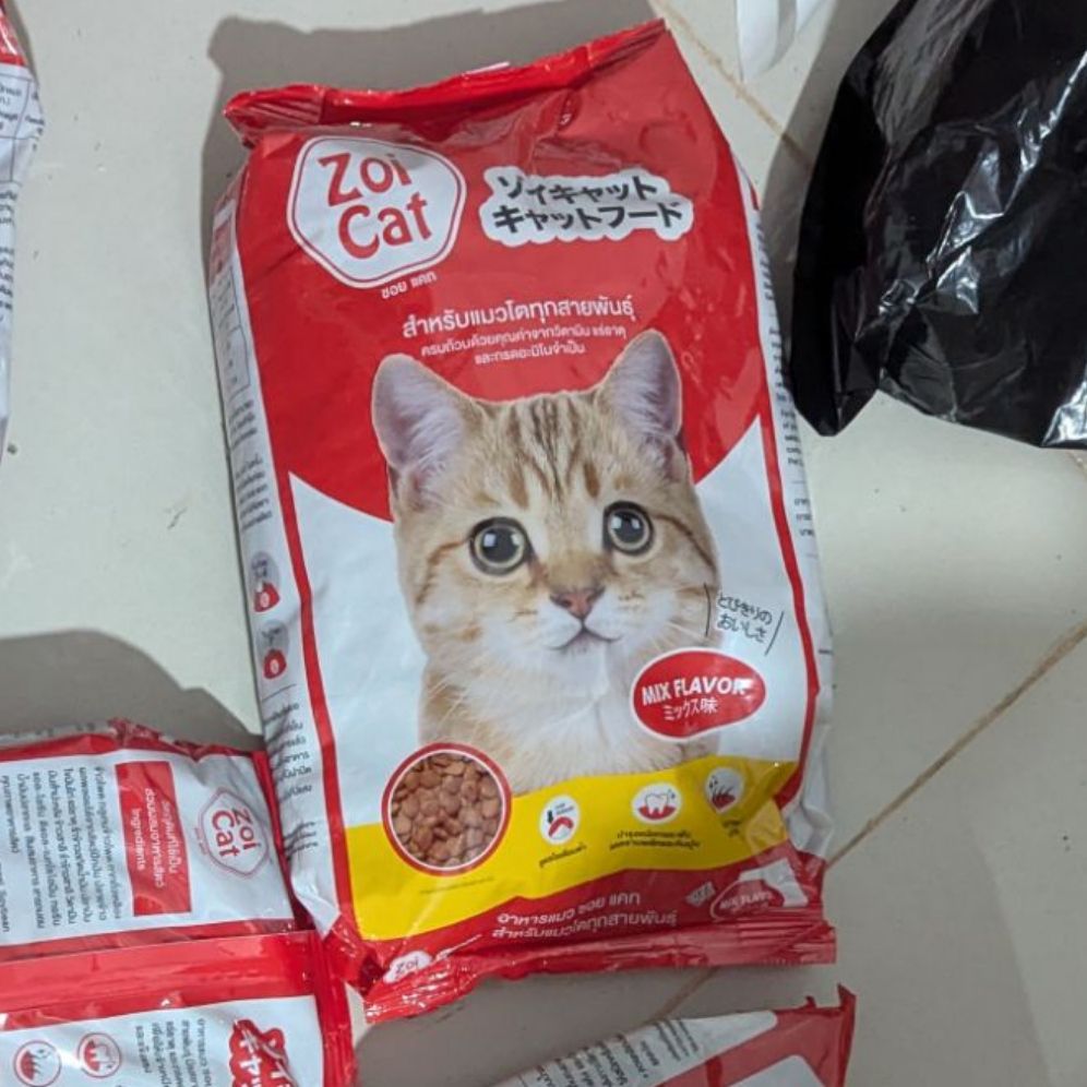 Picture of Zoi Cat Mix Flavour Dry Cat Food 1 kg