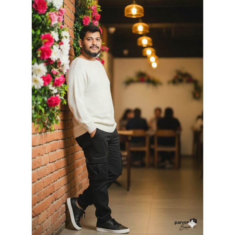 Picture of Casual Knitted Office Going Vintage Crew Neck Round Shape Polo Jumper Sweater for Men