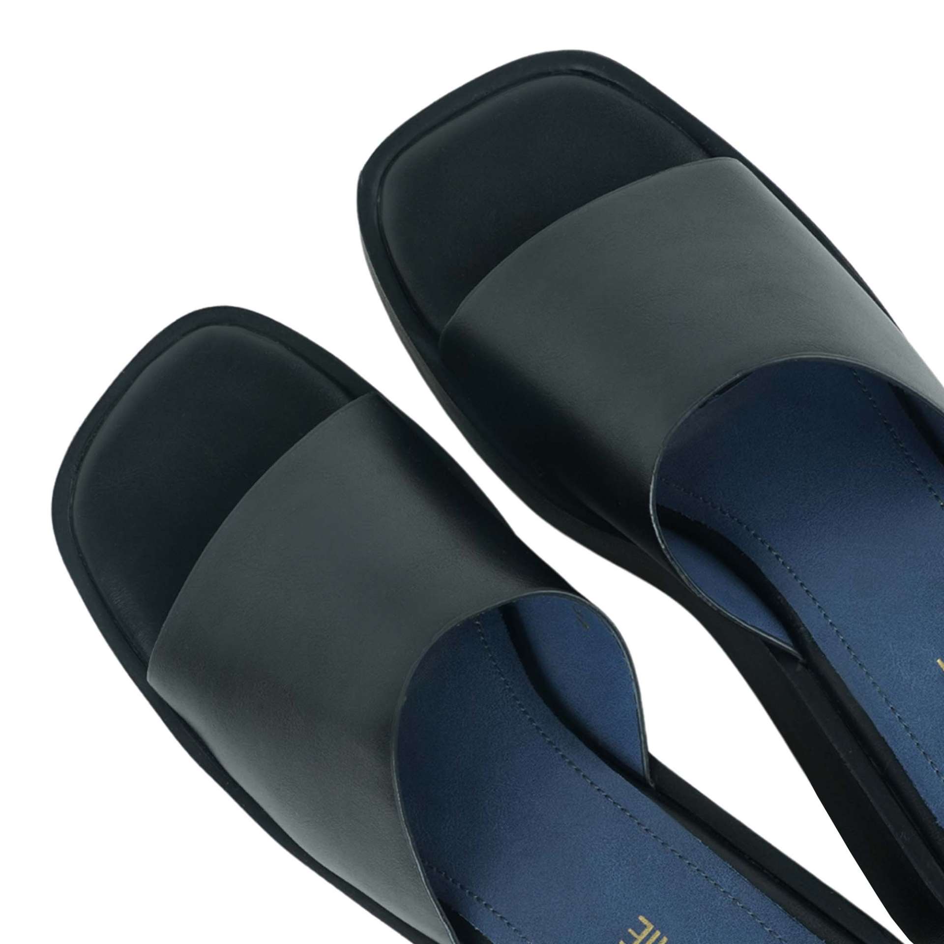 Picture of Moochie Platform Heel