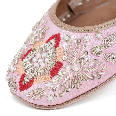 Picture of Moochie Women's Jutti