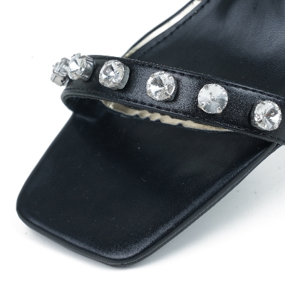 Picture of Moochie Women's Kitten Heel