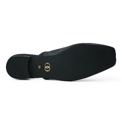 Picture of Moochie Women's Mule Sandal