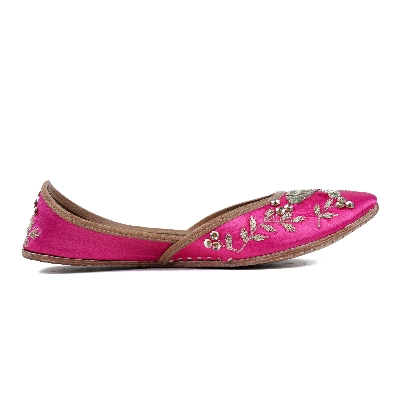 Picture of Moochie Women's Zardosi Jutti