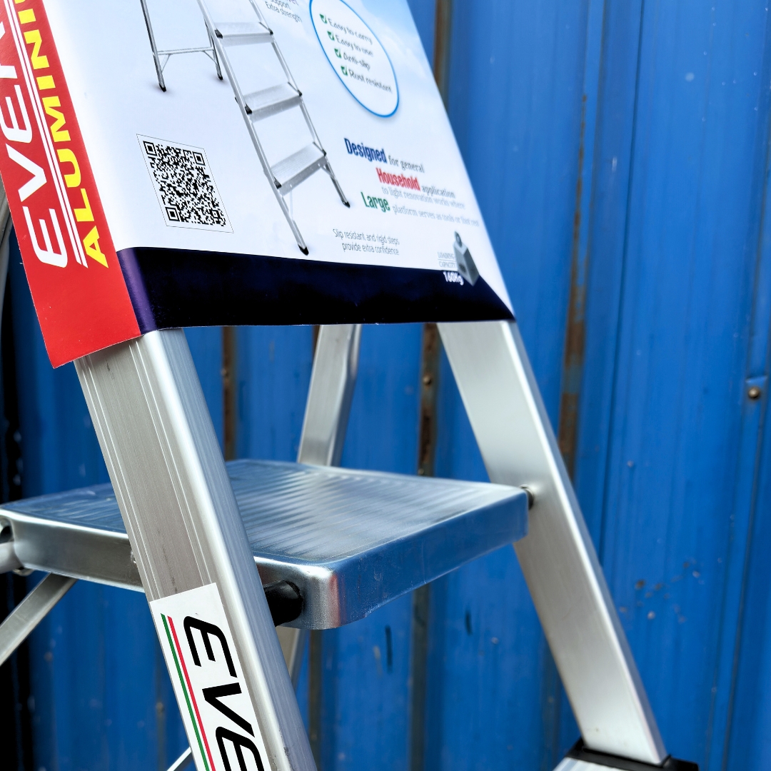 Picture of Helicopter Brand Aluminum Safety Ladder with 3-10 Steps, Platform & Rails – Durable