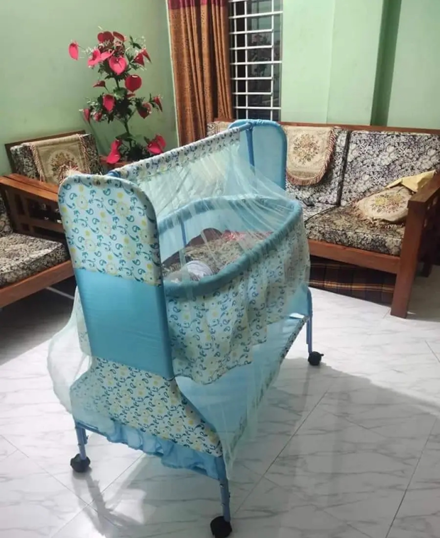 Picture of Dolna Bed For New Born Baby A Cozy Nest Cradle model no 732A dolna bed with mosquito net Bacchader Dolna Baby Dolna