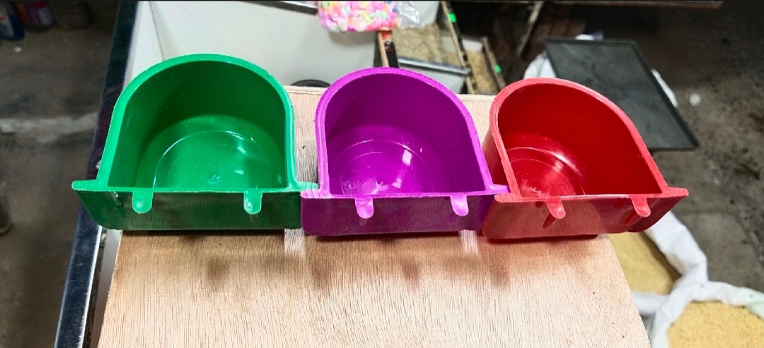 Picture of Bird Food and Water box 5pic