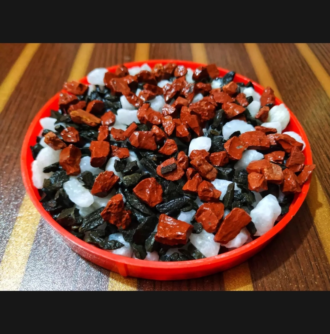 Picture of 5Kg White, Black & Red Mixed Color Stone or Aquarium, Rock Gardens, Cactus Pot, Bamboo Plants, Bonsai Trees Decoration