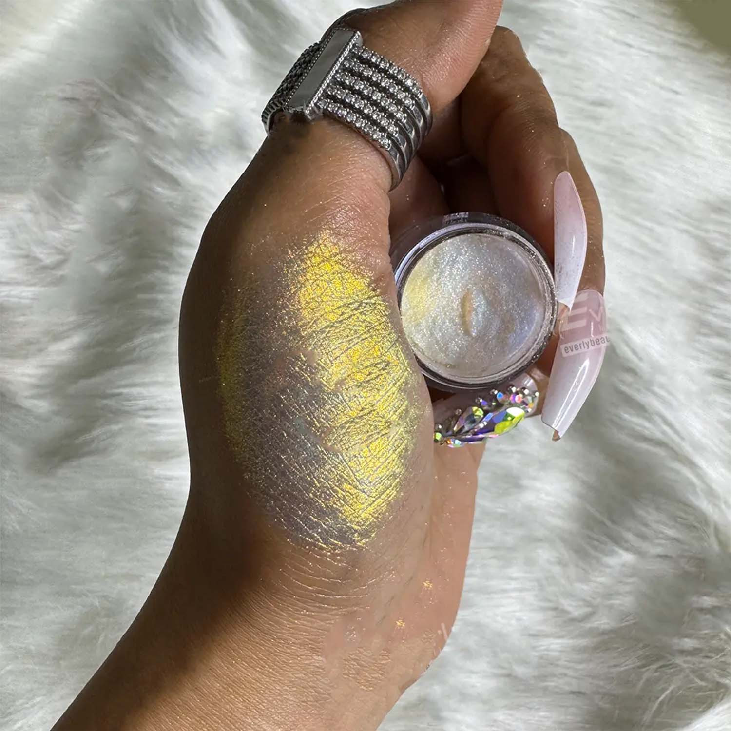 Picture of Everly Beauties Multichrome Loose Pigment Eyeshadow Series #310 Girlie