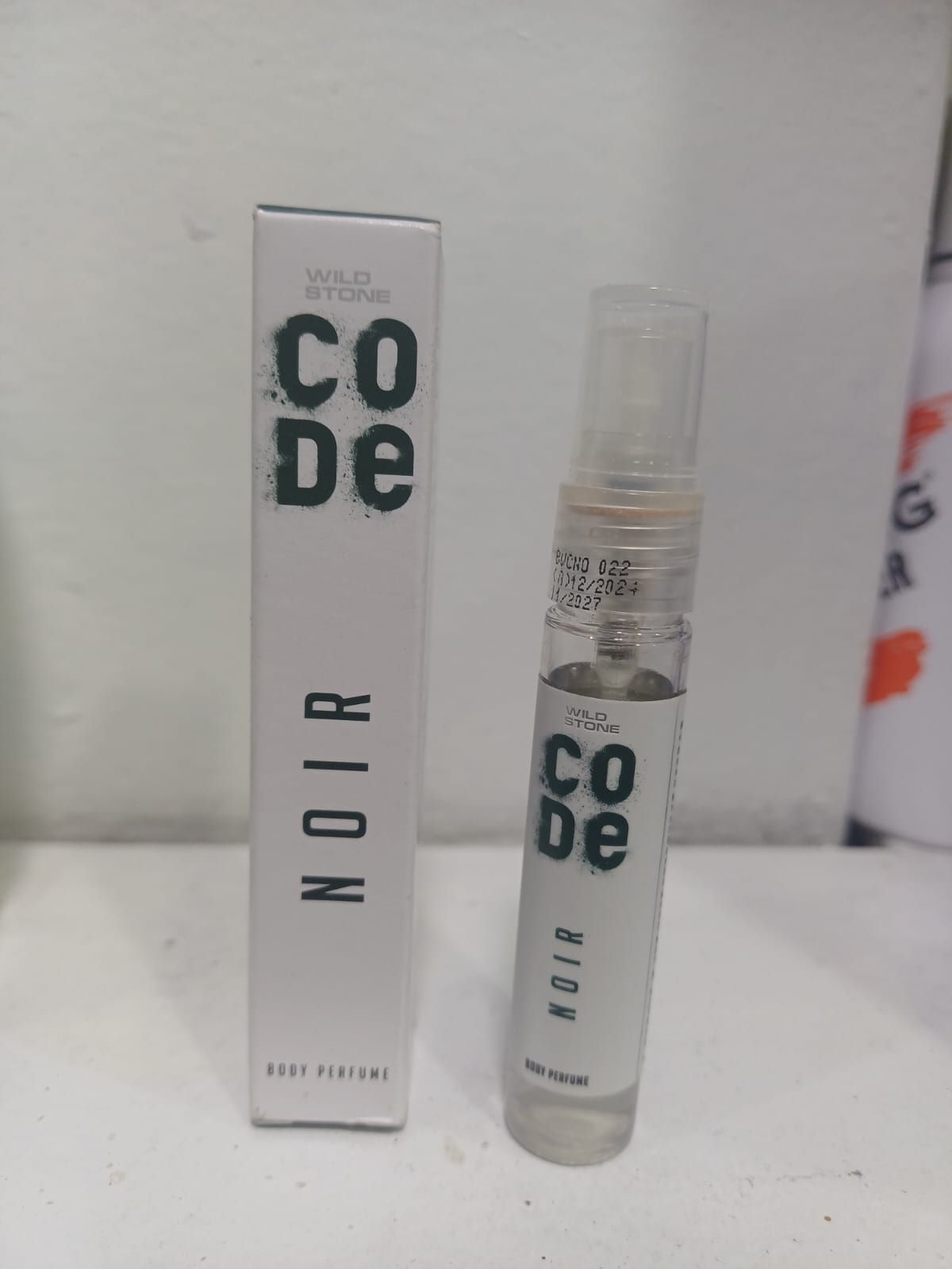 Picture of Wild Stone Code Noir Pocket Body Perfume for Men 10ml