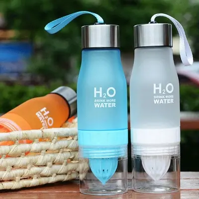 Picture of 650ml h2o Sports Infuser Water Bottle Lemon Squeezer Sport Bottle