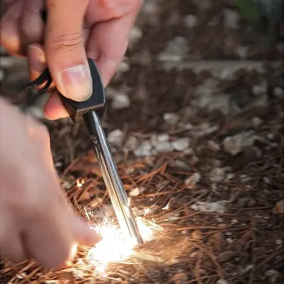 Picture of survival kits -Emergency fire starter magnesium flint