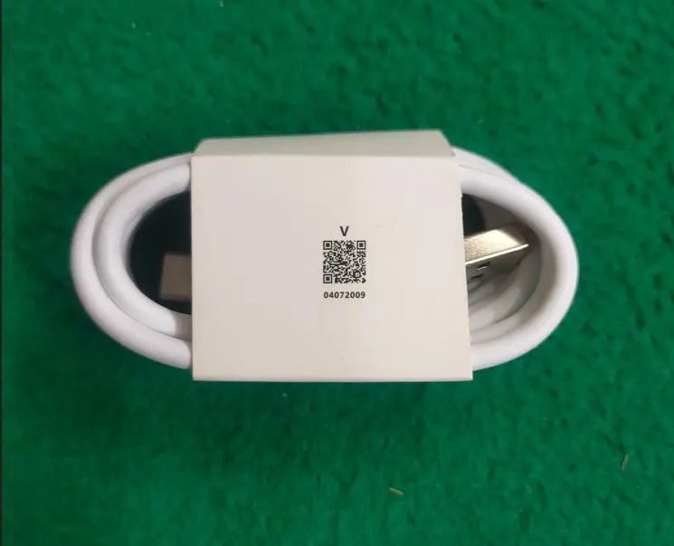 Picture of VOOC Fast Charging Cable for Oppo / Realme 65W Type C Orange Inteface