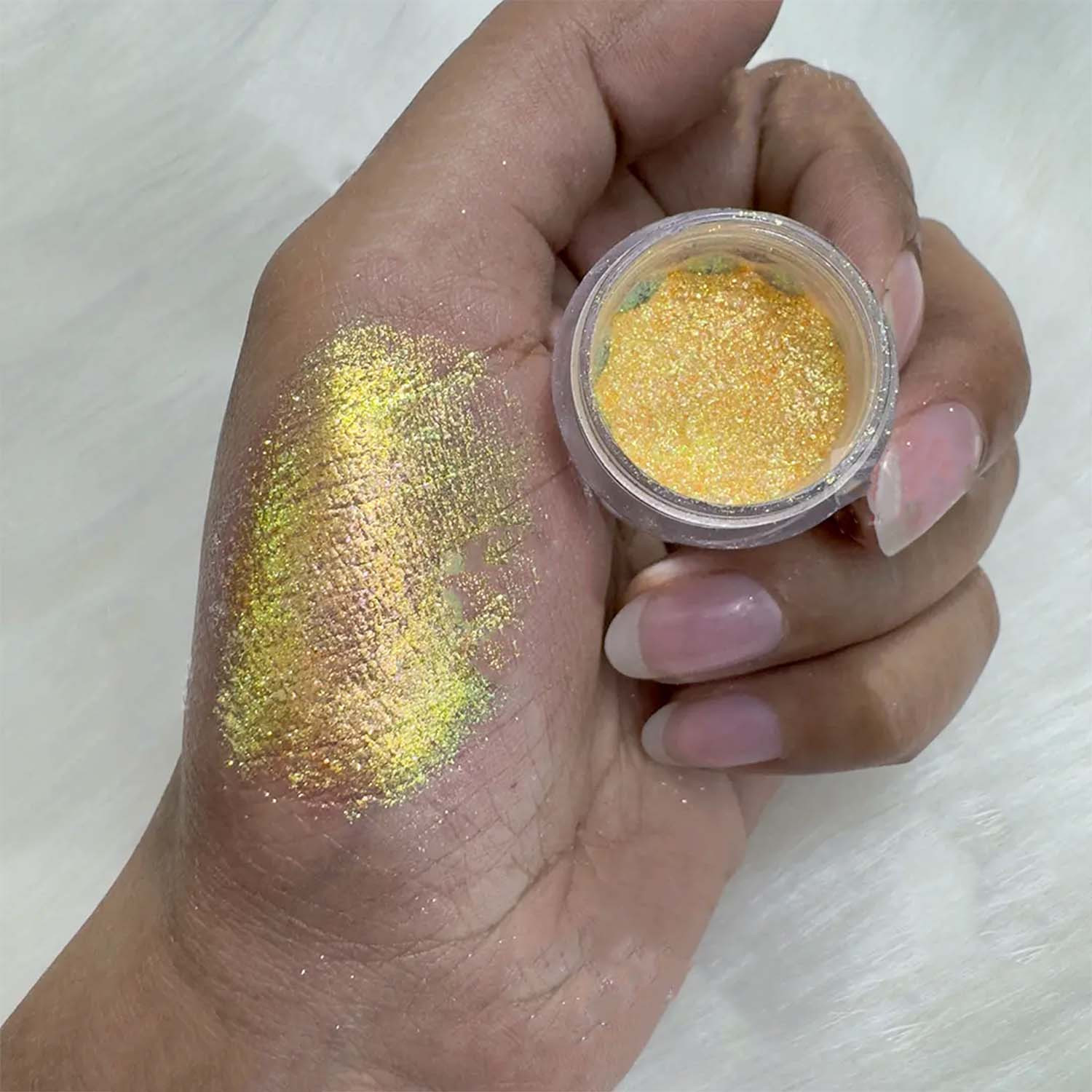 Picture of Everly Beauties Multichrome Loose Pigment Eyeshadow Series #313 Star Sign