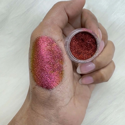 Picture of Everly Beauties Multichrome Loose Pigment Series #312 Fierce