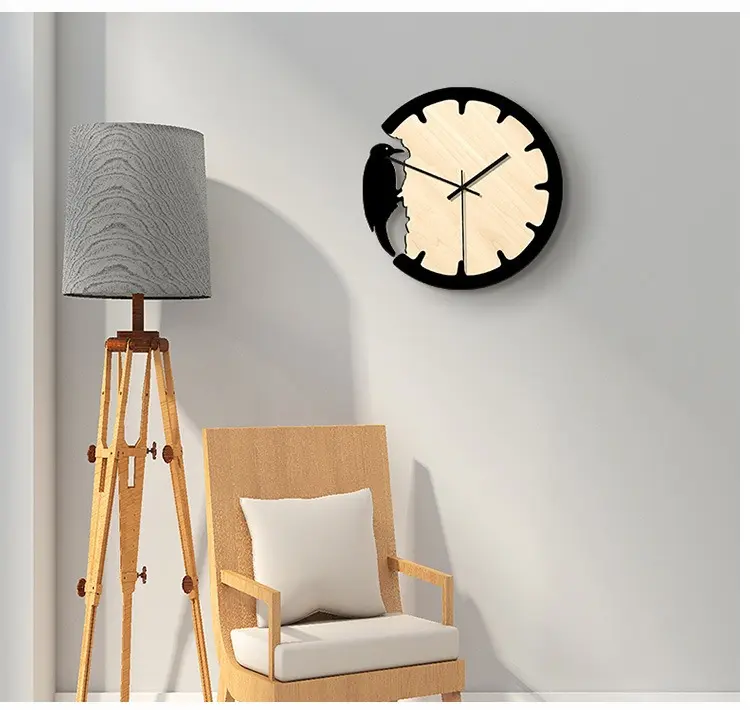 Picture of Woodpecker Decorative Wall Clock Creative European Retro Wooden Clock