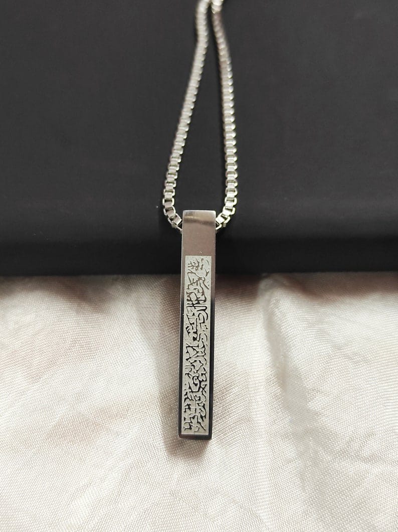 Picture of New style Men Cuban Link Chain Bracelet Shiny Rhinestone Inlaid Bangle Jewelry china orginal ss steel braceleyt new update best-Silver,21 CM