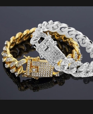 Picture of New style Men Cuban Link Chain Bracelet Shiny Rhinestone Inlaid Bangle Jewelry china orginal ss steel braceleyt new update best-combo,21 CM