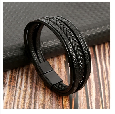 Picture of New style Men Cuban Link Chain Bracelet Shiny Rhinestone Inlaid Bangle Jewelry china orginal ss steel braceleyt new update best-kta leather,21 CM