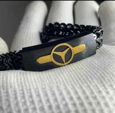 Picture of vairal ss steel New style Men Cuban Link Chain Bracelet Shiny Rhinestone Inlaid Bangle JewelrAyatul Kursi Cuff Bangles For Women Men Stainless Steel Simple Carve Bangle Messager Islam Muslim Arabic Style Jewelry Gift WANNA-black colour Mercede,Black