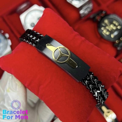 Picture of New style Men Cuban Link Chain Bracelet Shiny Rhinestone Inlaid Bangle Jewelry best vairal treadnign  bracelet of  man-black merciits