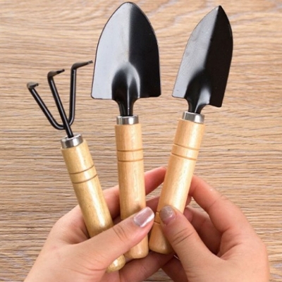 Picture of Hand Tools for Planting and Growing, Garden Shovel, Wide Narrow, Useful, for Planting, Soil, for Family, 3pcs