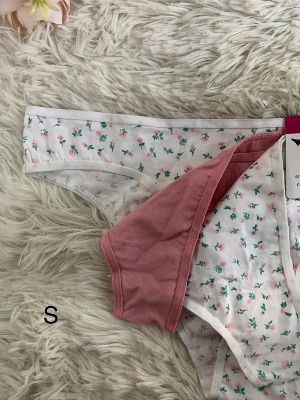 Picture of Women's Soft Cotton Panty - Comfortable and Breathable 1Pcs