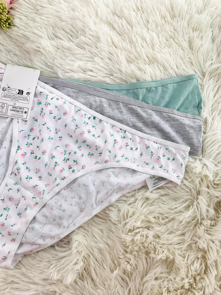 Picture of Women's Soft Cotton Panty - Comfortable and Breathable 1Pcs