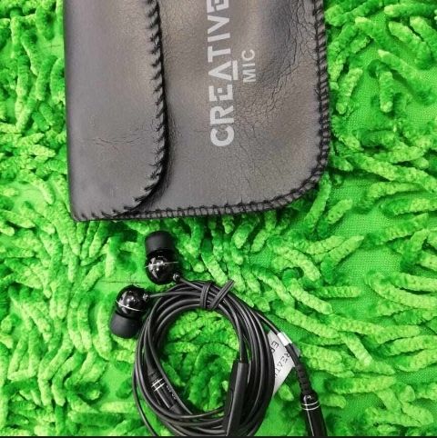 Picture of Orignal Creative High Bass Audio Earphone With Pouch Ep-530 - Black - Headphone