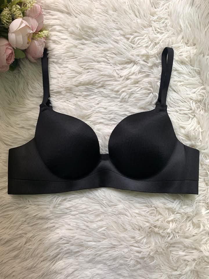 Picture of Women Gathered Seamless Lingerie Solid Small Breast Wireless Push Up Bra One Piece Thickened Comfortable Anti Sagging Invisible

C