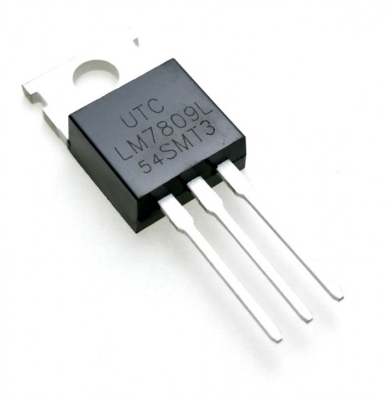 Picture of LM 7809 Regulator IC for voltage buck converter