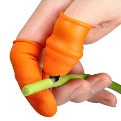 Picture of Silicone Finger Protector for Vegetables and Fruits Cutting - 5 in 1 Pack - Multicolor