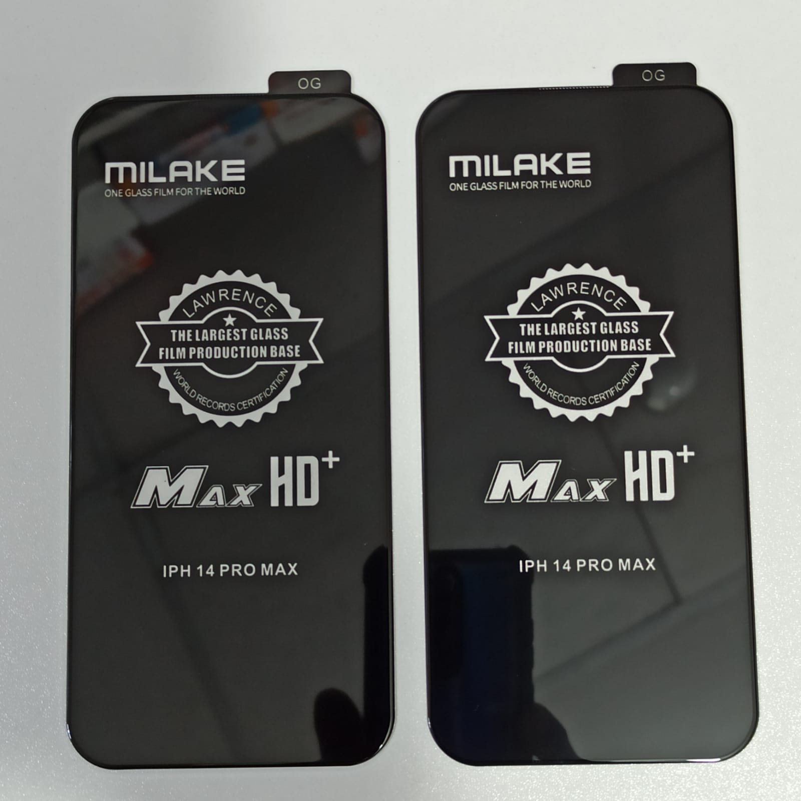 Picture of SuperD Tempered Glass Screen Protector For Apple iPhone 14 Max / 14 Pro Max (6.7") With Wipes 2 pcs