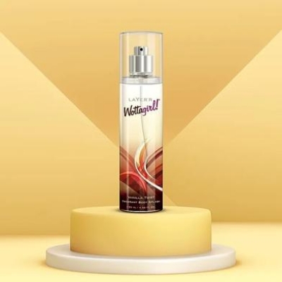 Picture of Layer'r Wottagirl Vanilla Twist Body Splash For Women Long Lasting - 135ml